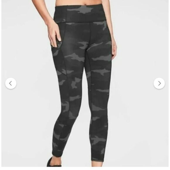 ATHLETA Camo Contender 7/8 Tight Legging Black Gray Size Large - Picture 1 of 8